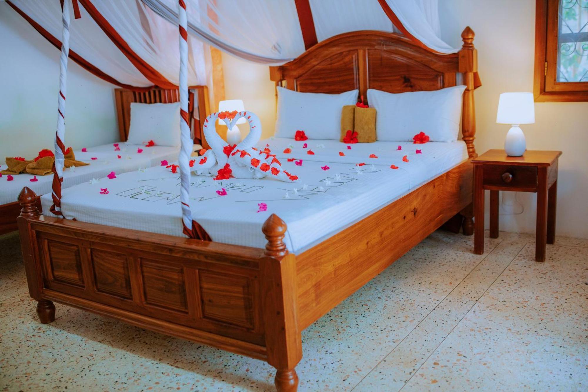 Mambo Ocean Resort Làng Làng Pwani Mchangani Ngoại thất bức ảnh